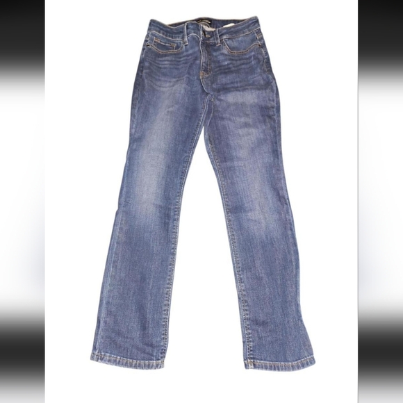 Classic Blue Women's Jeans Size 8 - Picture 1 of 2